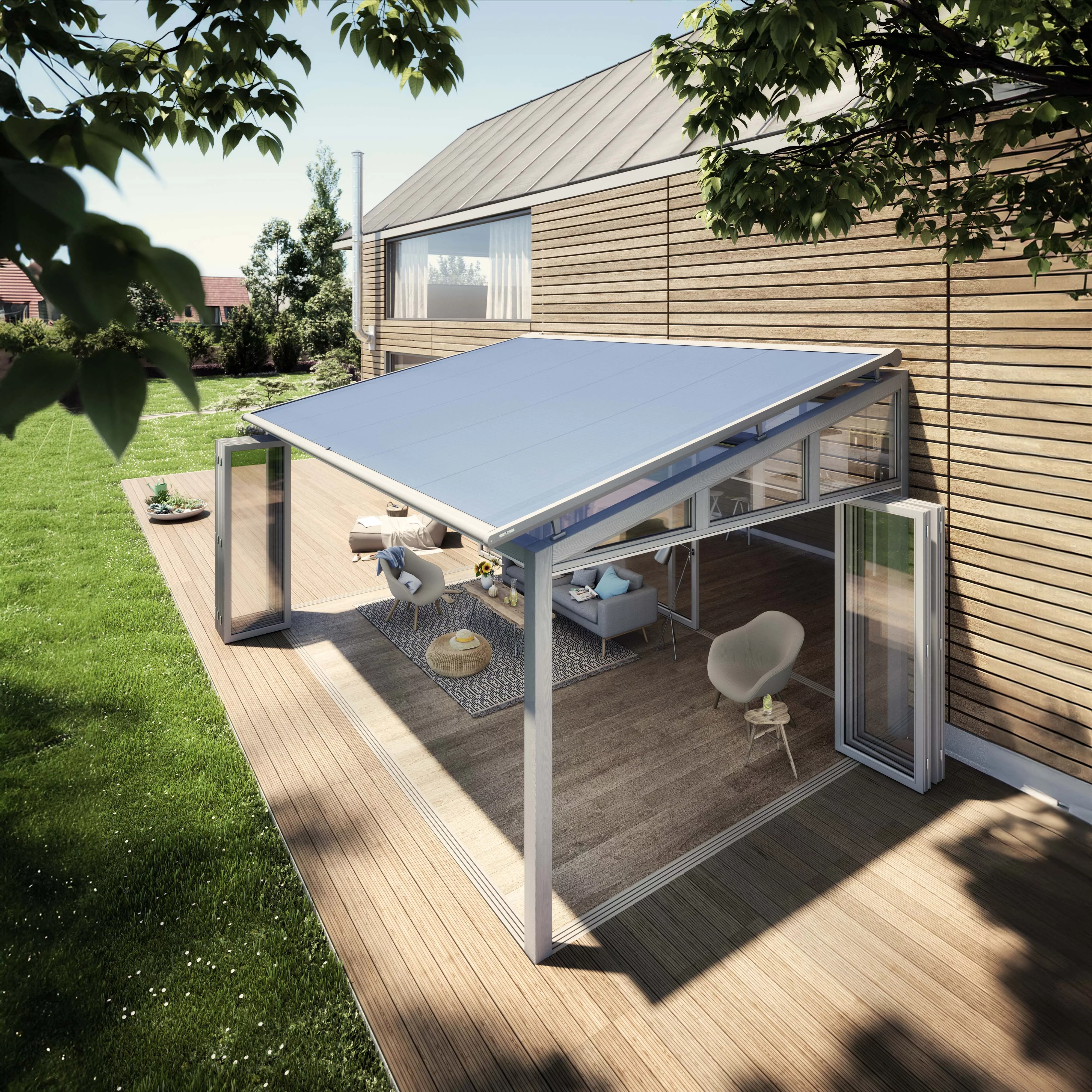 Een moderne overkapping met een lichtblauwe dak en glazen wanden in een groene omgeving.