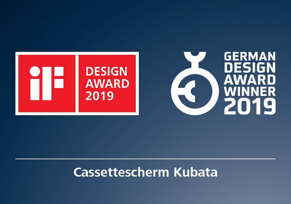 Ontwerpawards en productnaam voor een cassette scherm. Kleuren: rood, wit en blauw.